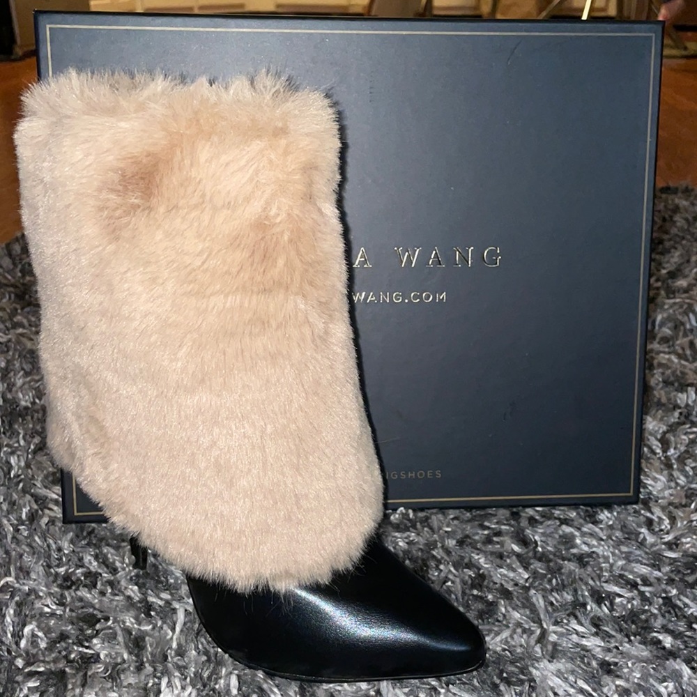 Azaela wang (akira) boots